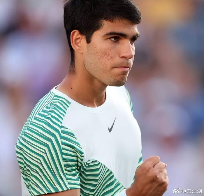 他凭借出色 他凭借出色